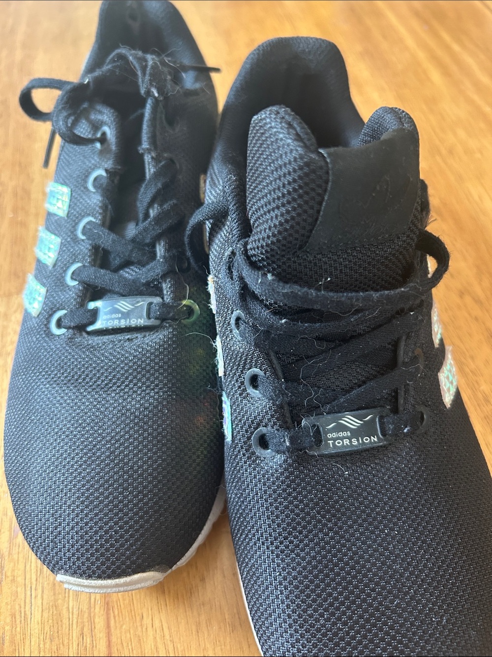 adidas youth Kids Black Mesh Torsion Sneakers size 7